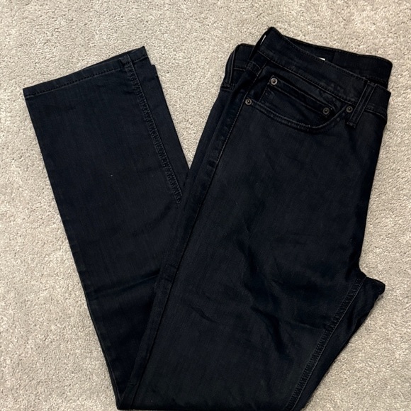 Levi's Black Athletic Taper Straight Jeans with Iconic Leather Patch - Picture 3 of 5
